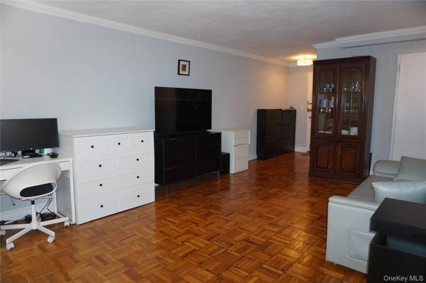 385 McLean AVE #1G, Yonkers, NY 10705