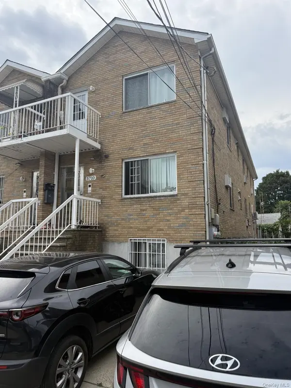 5710 138th ST, Flushing, NY 11355