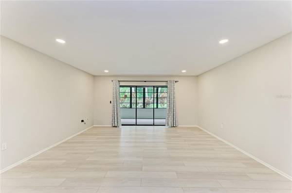 813 SPRING LAKES BLVD, Bradenton, FL 34210
