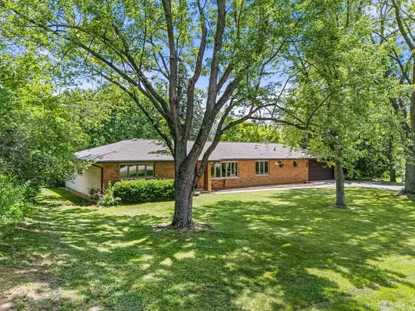 36W186 River Grange RD, St. Charles, IL 60175