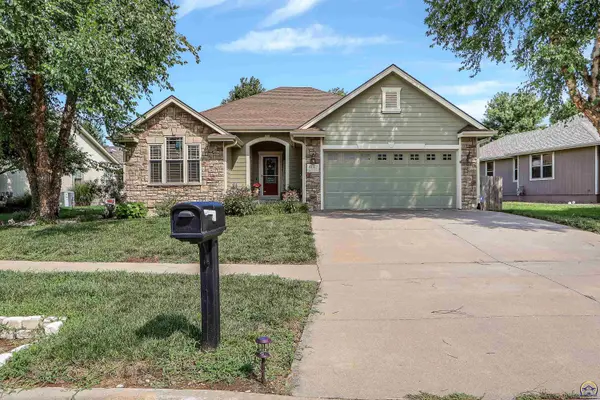 4142 Taneil DR, Manhattan, KS 66502
