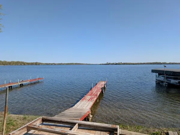 5253 W Bald Eagle BLVD, White Bear Twp, MN 55110