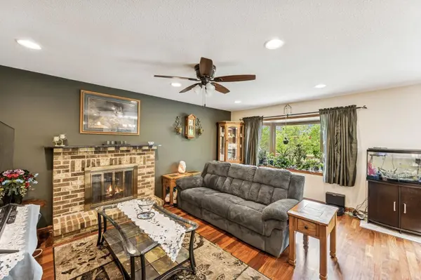 7817 W 103rd ST, Bloomington, MN 55438