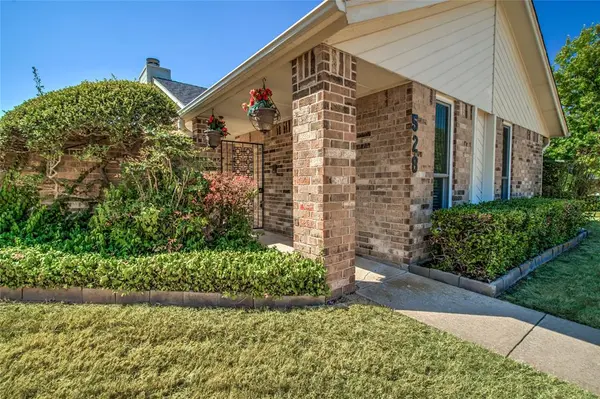 528 NW 142nd ST, Edmond, OK 73013