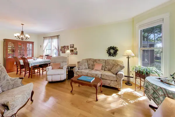 4149 N Ridgeway AVE, Chicago, IL 60618