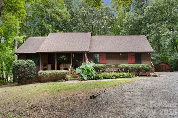 160 Palomino TRL, Mount Holly, NC 28120