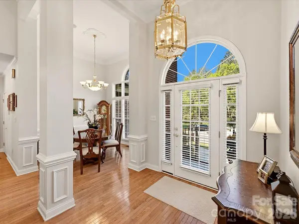 5125 WALNUT GROVE CT, Mount Holly, NC 28120