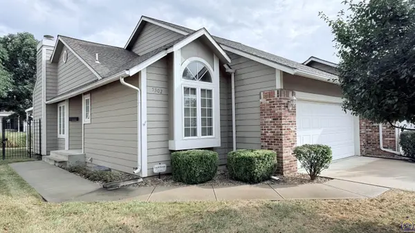 5302 SW 23rd ST, Topeka, KS 66614