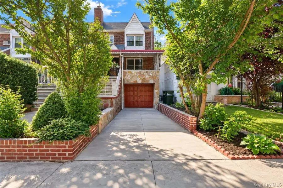2145 Muliner AVE, Bronx, NY 10462