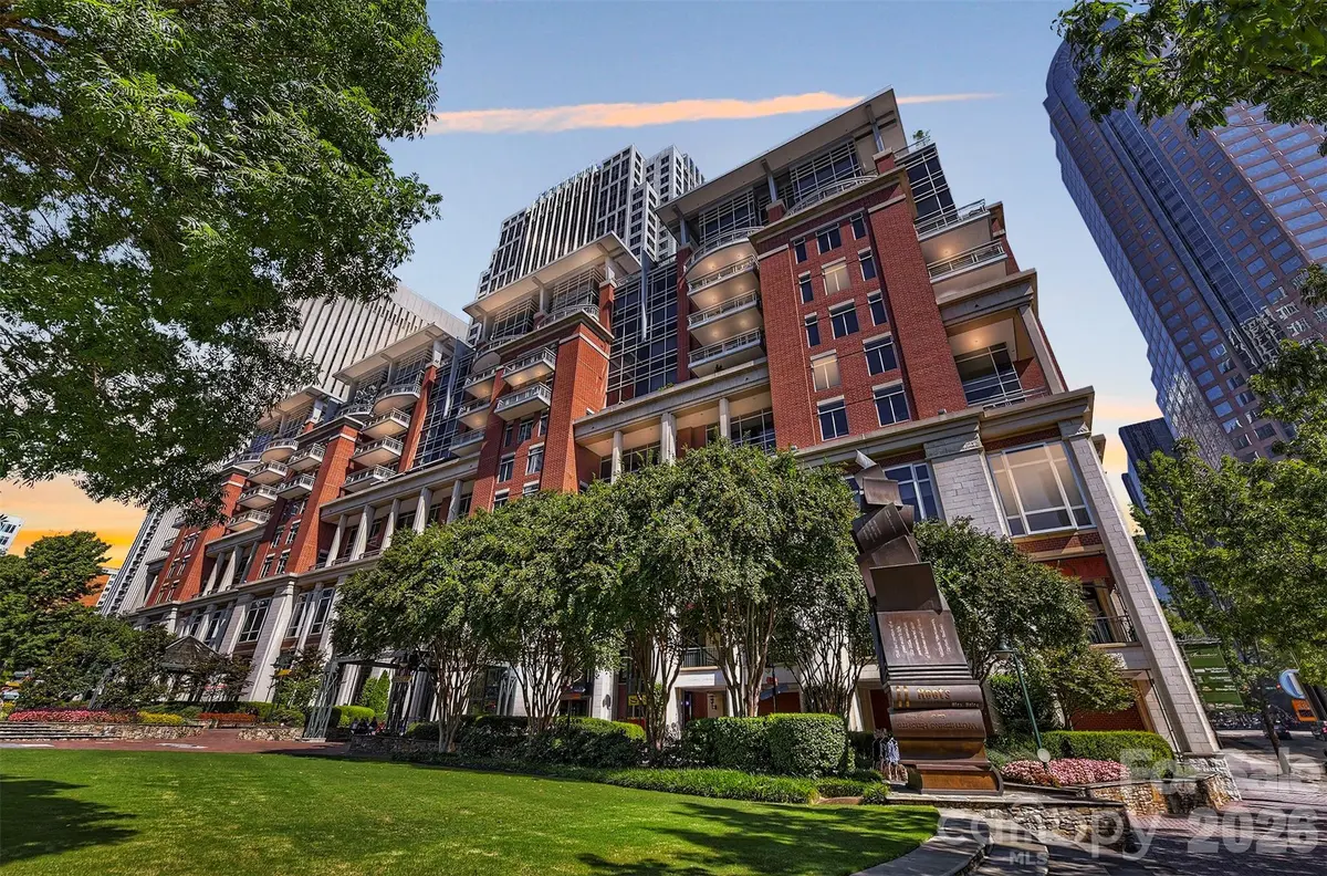 435 S Tryon ST #703, Charlotte, NC 28202