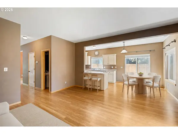 20676 WILD ROSE LN, Bend, OR 97702