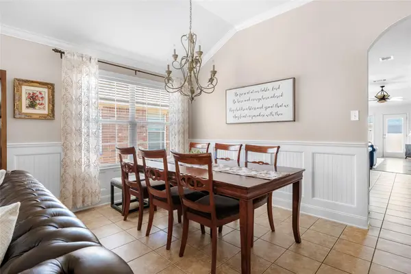 1005 Zeus CIR, Round Rock, TX 78664