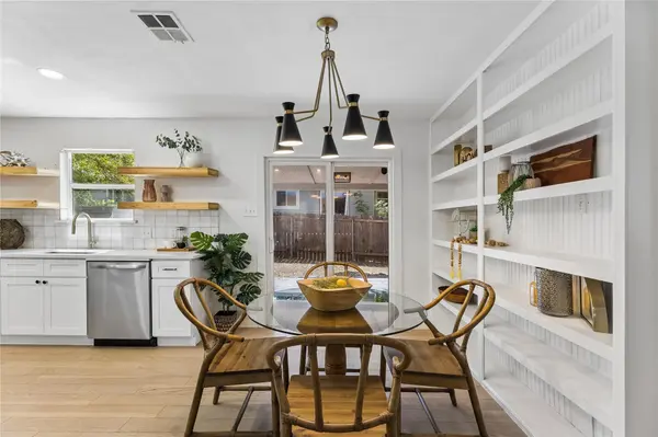7901 SEMINARY RIDGE DR, Austin, TX 78745
