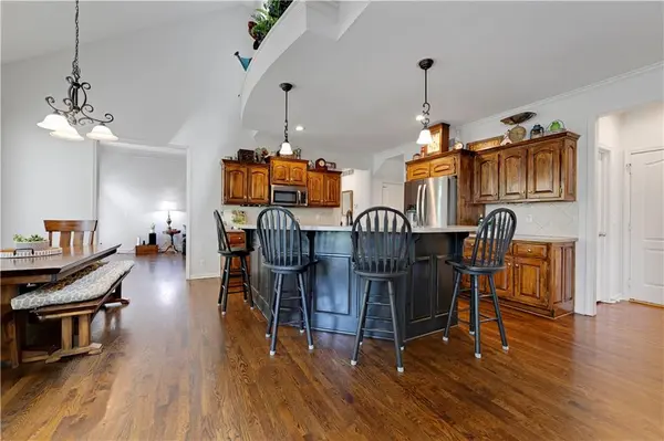 12352 Westgate ST, Overland Park, KS 66213
