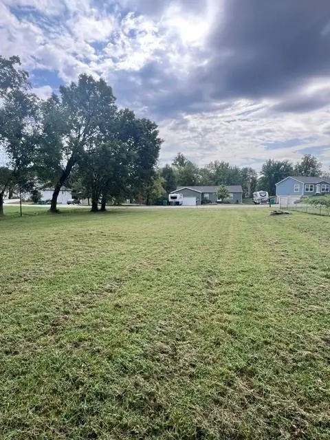 13756 Willard AVE, Bonner Springs, KS 66012