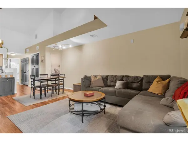 2551 S Bahama #E, Aurora, CO 80013