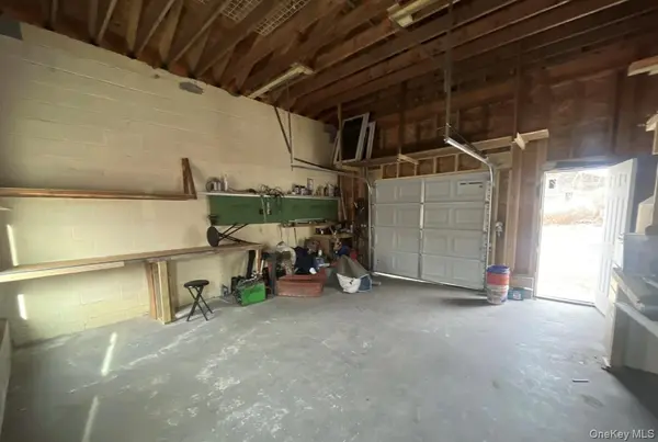 275 Emans RD #GARAGE, Lagrangeville, NY 12540