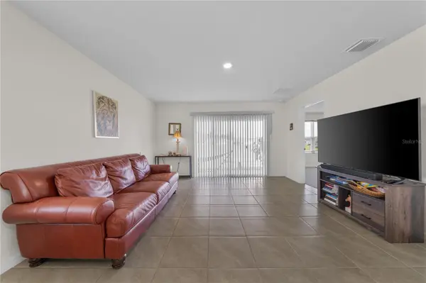 24622 NW 11TH PL, Newberry, FL 32669