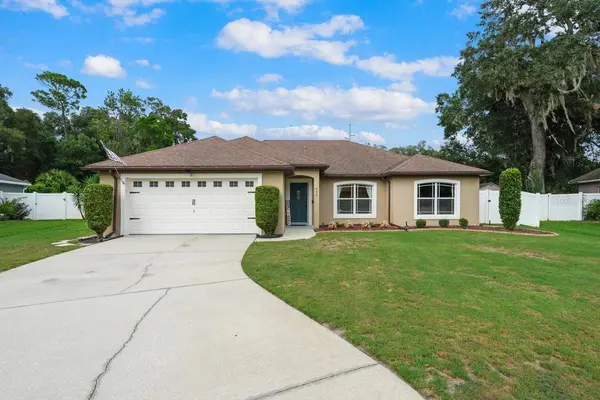 854 ARAWANA DR, Orange City, FL 32763