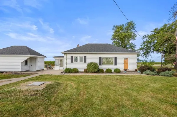233 County Road 3400, Foosland, IL 61845
