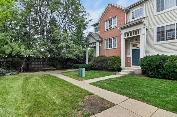 754 Hanbury DR #754, Des Plaines, IL 60016