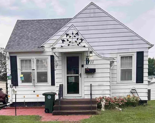 1711 Bertch AVE, Waterloo, IA 50702
