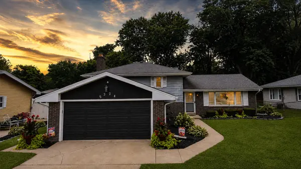 5324 Johnson ST, Merrillville, IN 46410