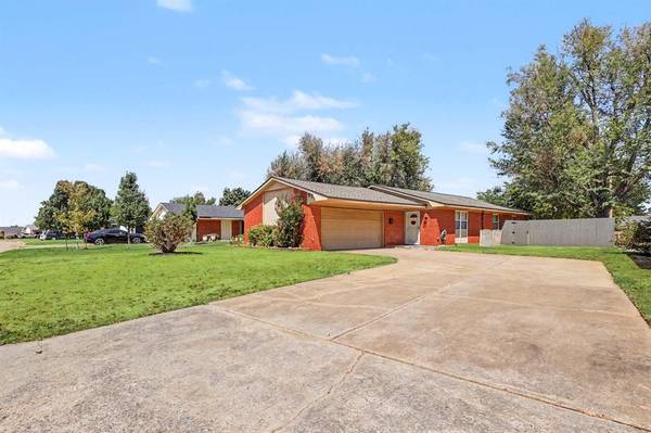 5705 NW 67th ST, Oklahoma City, OK 73132