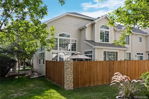 8951 W Phillips DR, Littleton, CO 80128