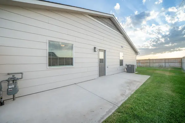 16802 W Lawson St, Goddard, KS 67052