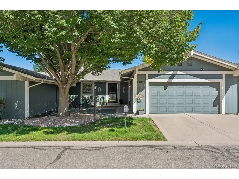 12044 E Maple, Aurora, CO 80012