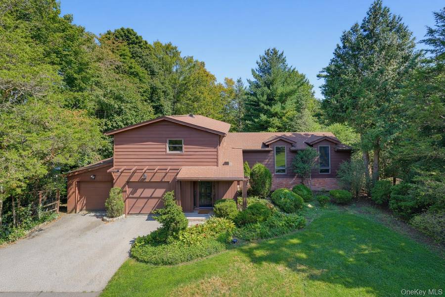 6 Lark AVE, White Plains, NY 10607