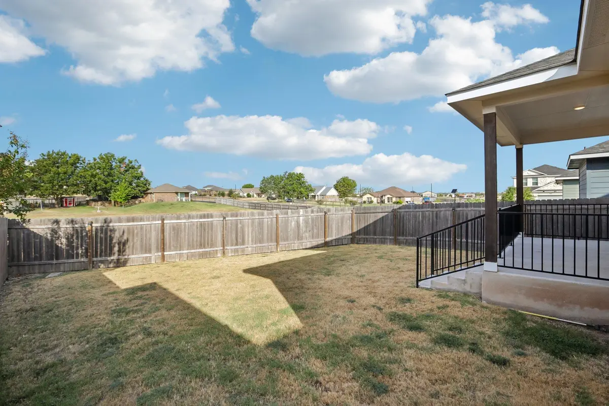 108 Katie Elder DR, Jarrell, TX 76537