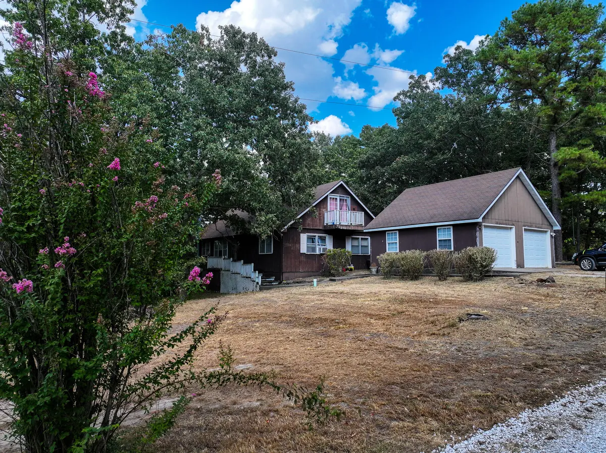 3889 S 143rd RD, Bolivar, MO 65613
