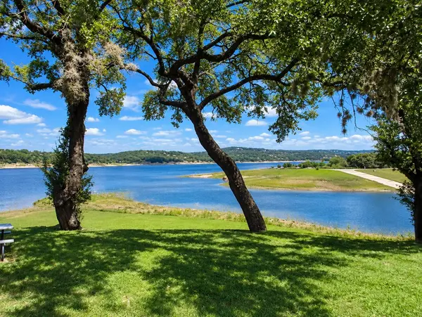 743 Wesley Ridge DR, Spicewood, TX 78669