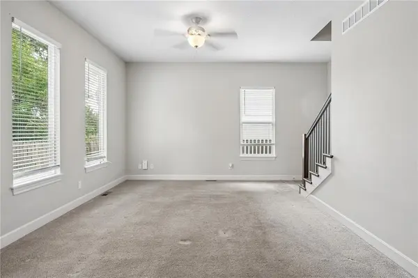 7531 McCoy ST, Shawnee, KS 66227