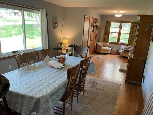 127 Woods ST, Excelsior Springs, MO 64024