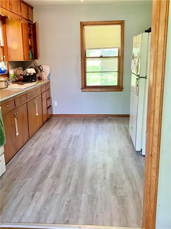 127 Woods ST, Excelsior Springs, MO 64024