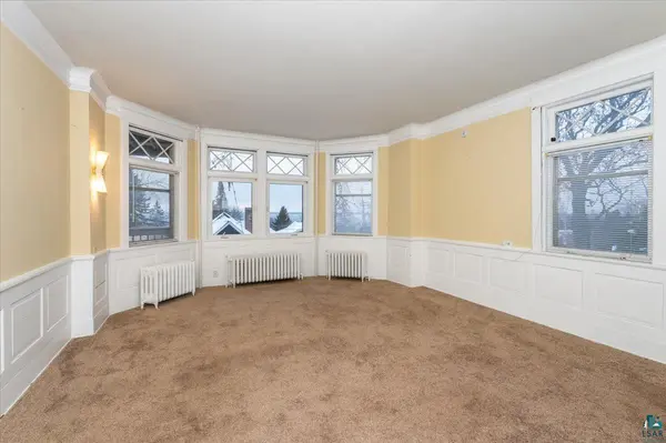 2510 E Superior St, Duluth, MN 55812