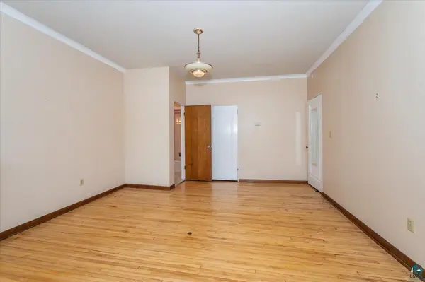 2510 E Superior St, Duluth, MN 55812