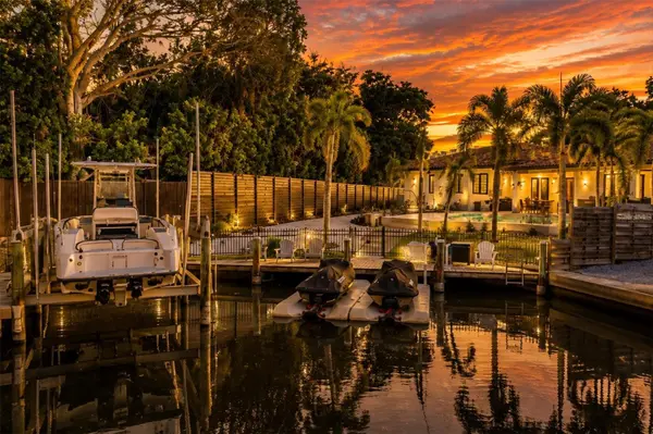 829 IDLEWILD WAY, Sarasota, FL 34242
