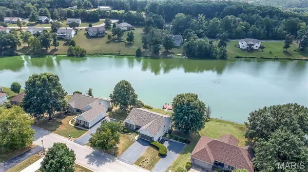 134 Bridgewater Chase LN, Villa Ridge, MO 63089