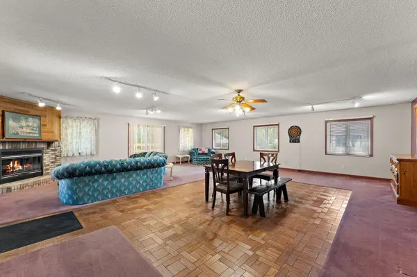 2986 Woodbridge ST, Roseville, MN 55113