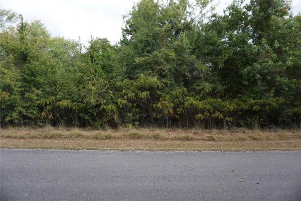 1935 Live Oak DR, Kingston, OK 73439