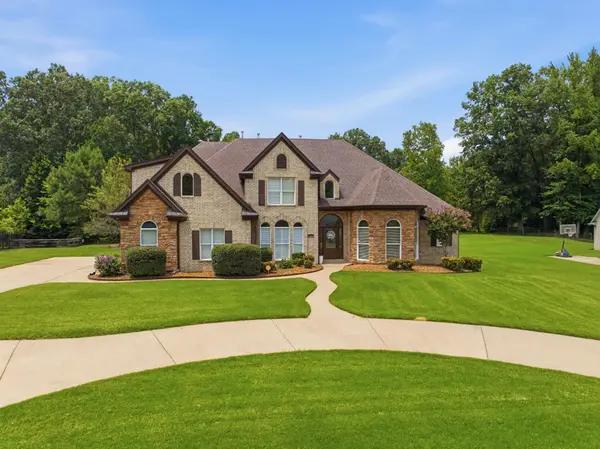 4819 NOB HILL DR, Bartlett, TN 38002