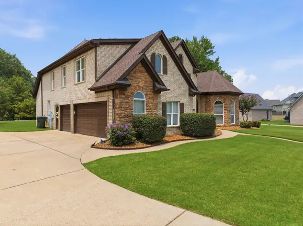 4819 NOB HILL DR, Bartlett, TN 38002