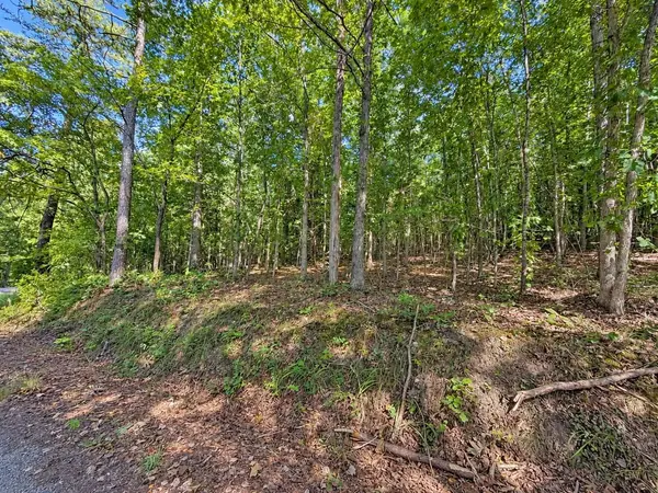 105 County Road 83, Athens, TN 37303