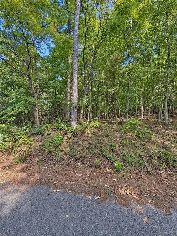 105 County Road 83, Athens, TN 37303