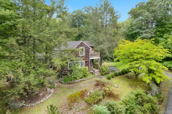 48 Dunderberg RD, Putnam Valley, NY 10579