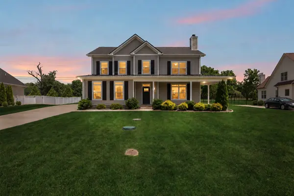 2044 Trout Trl, Murfreesboro, TN 37129